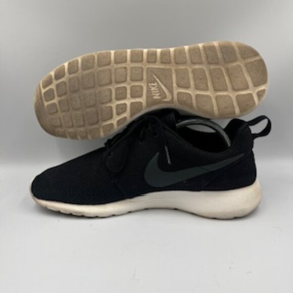 Nike Roshe One‎ Running Shoes Men’s Size 10 Sneakers - Picture 9 of 9